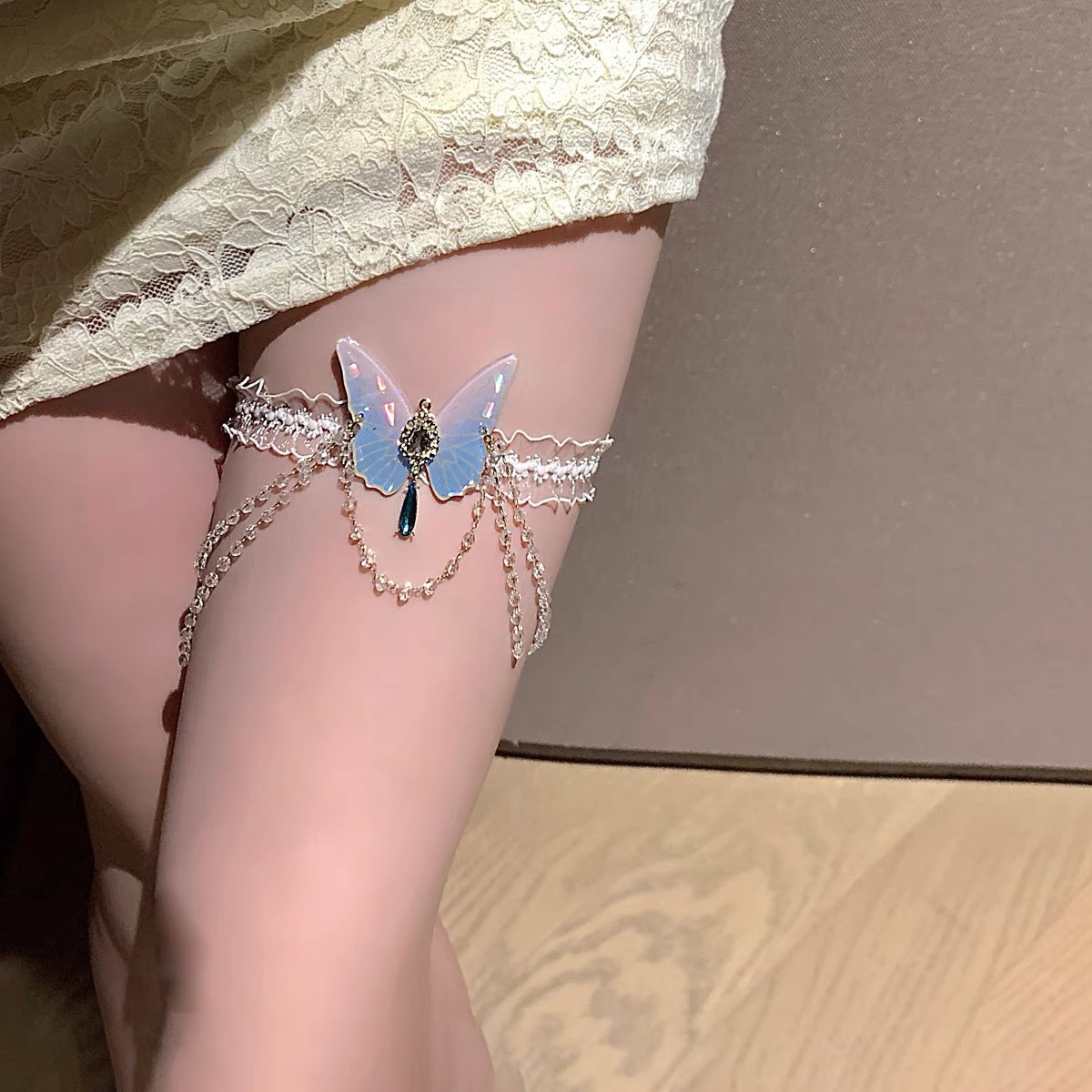 Fashionable Butterfly Pattern  - Body Jewelry For You 评论和价格
